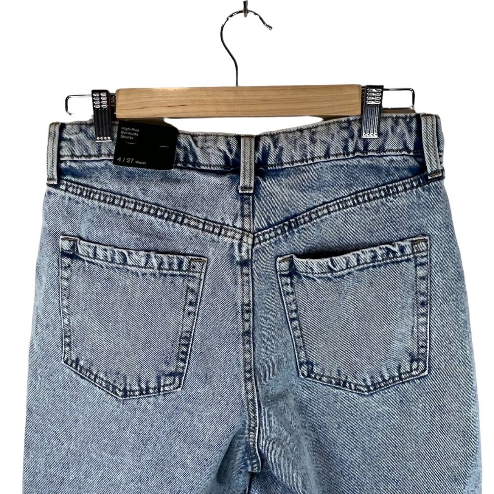 Wild Fable NWT Jean Shorts Blue High Rise Bermuda Raw Hem High Rise‎ Size 4 - Picture 4 of 9